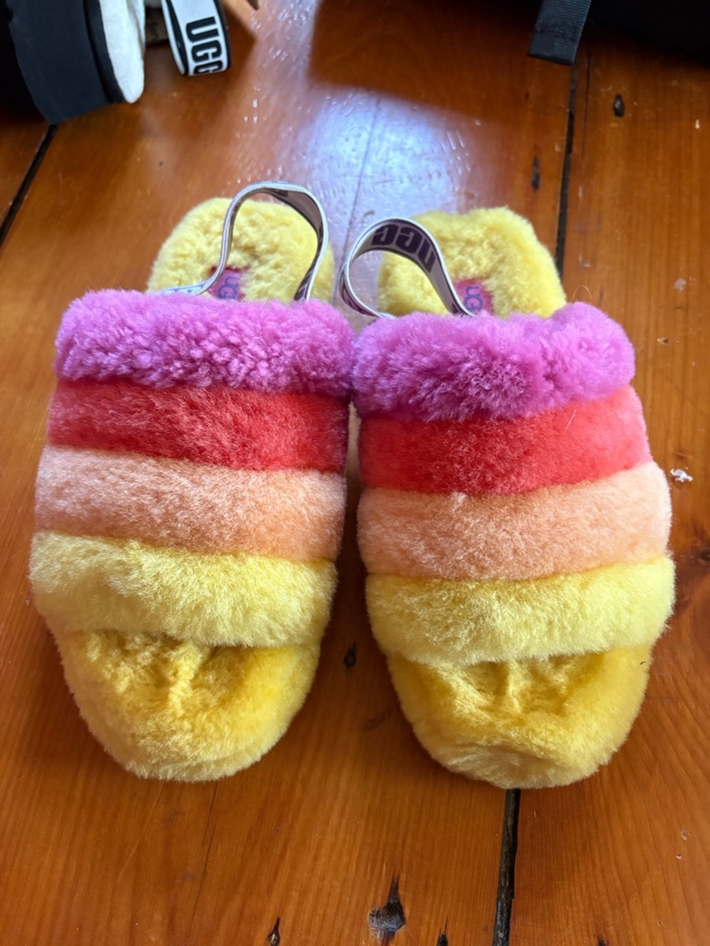 Ugg slippers size 7